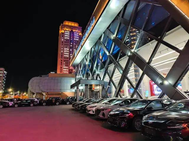 朝鲜网吧开业人满为患,都能玩什么游戏?打使命召唤?