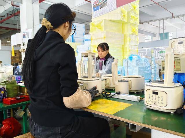 沿着拼多多的“数字丝路”，广东小家电走上西部餐桌