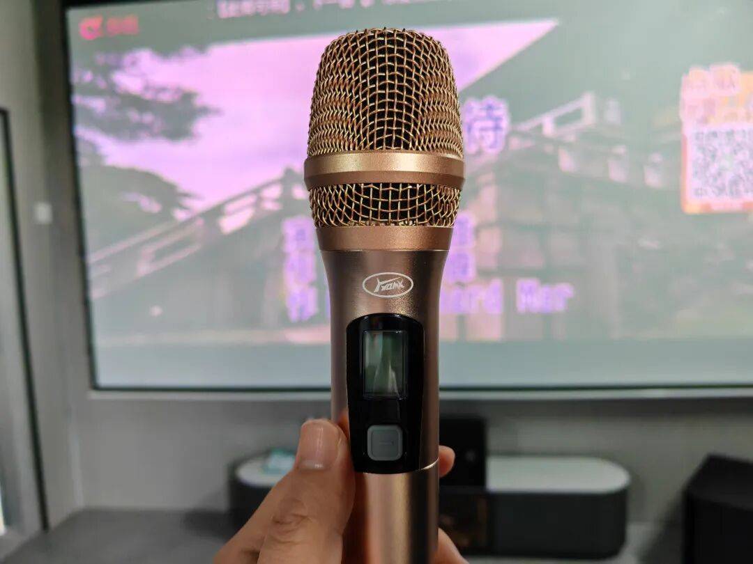 张启东:欢迎自助KTV商家加入“专业展厅深度合作计划”迅速提升竞争力持续获得被动收入。(建议想要入行的老板认真看完)。